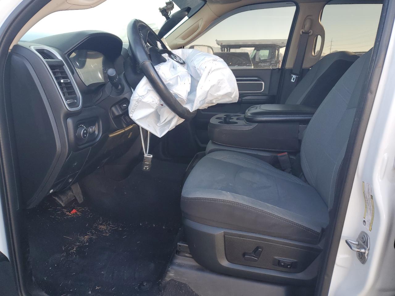 2019 RAM 2500 - Image 7
