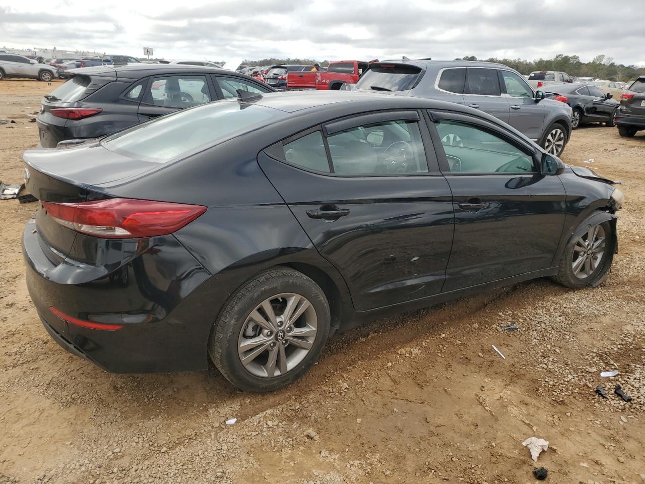 2018 Hyundai Elantra - Image 3