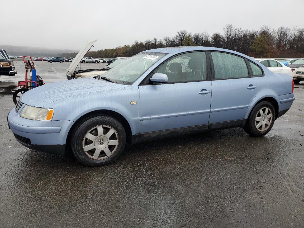1999 Volkswagen Passat - Image 1