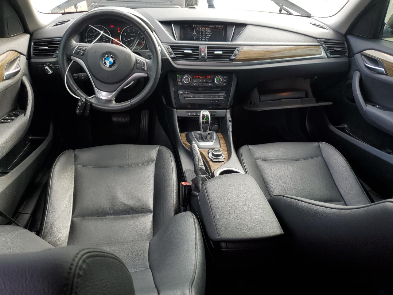 2015 BMW X1 - Image 8