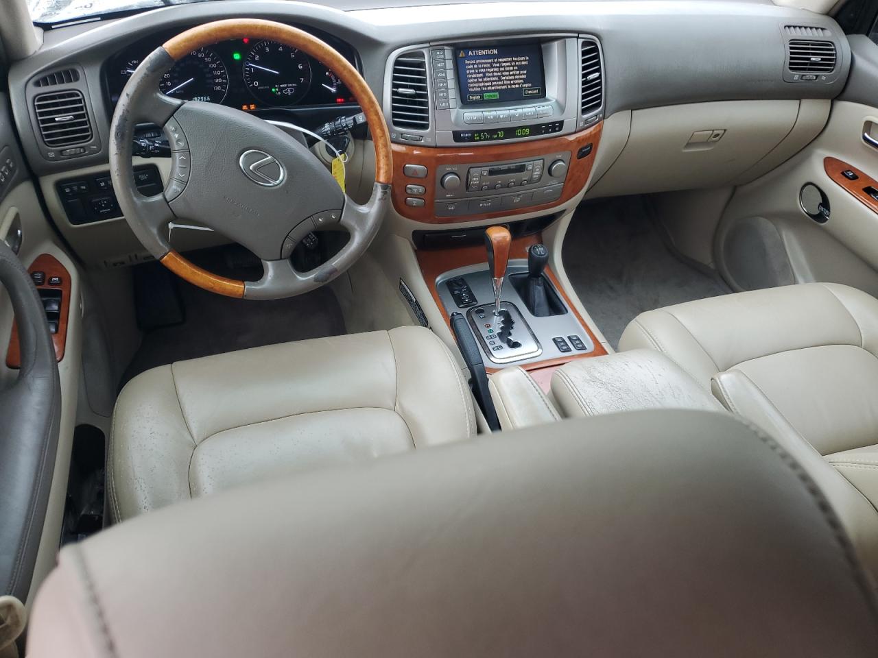 2005 Lexus LX - Image 8