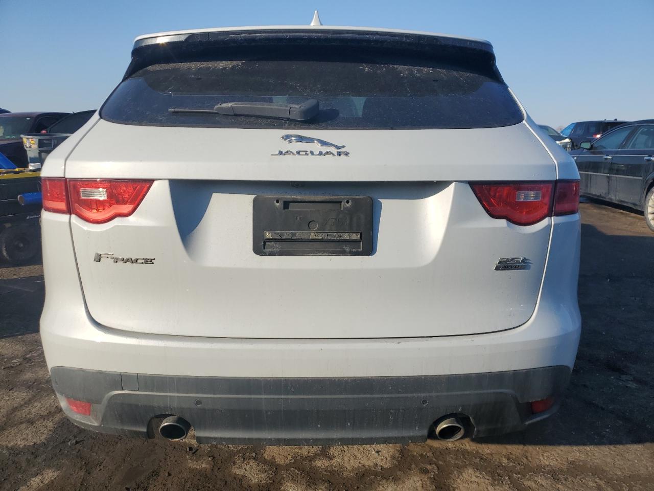 2019 Jaguar F-Pace - Image 6