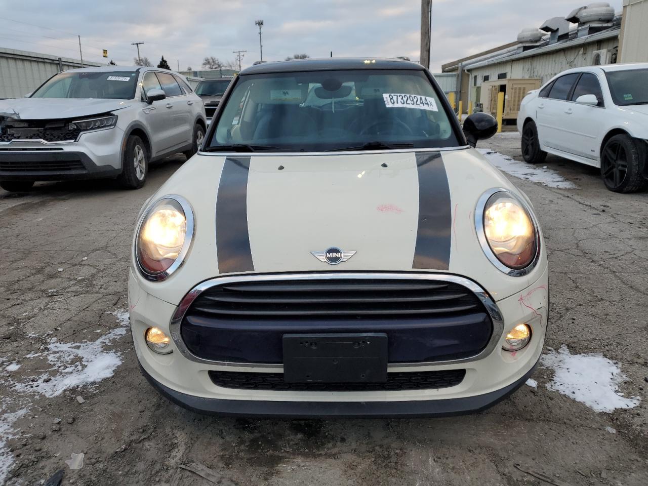 2017 MINI Cooper - Image 5