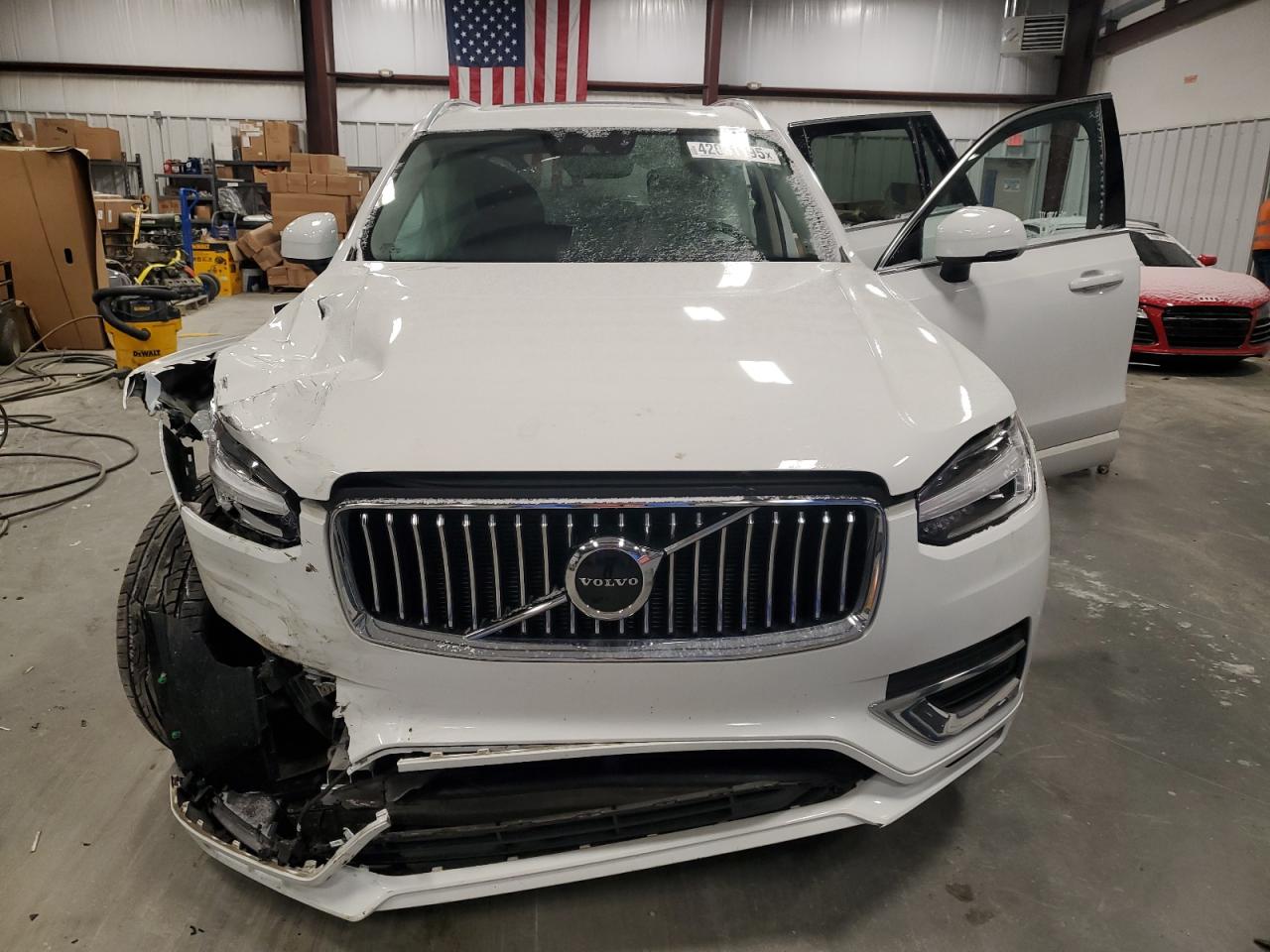 2020 Volvo XC90 - Image 5