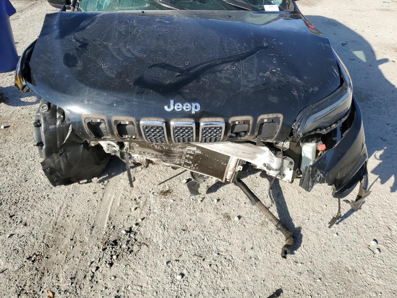 2021 Jeep Grand Cherokee - Image 12