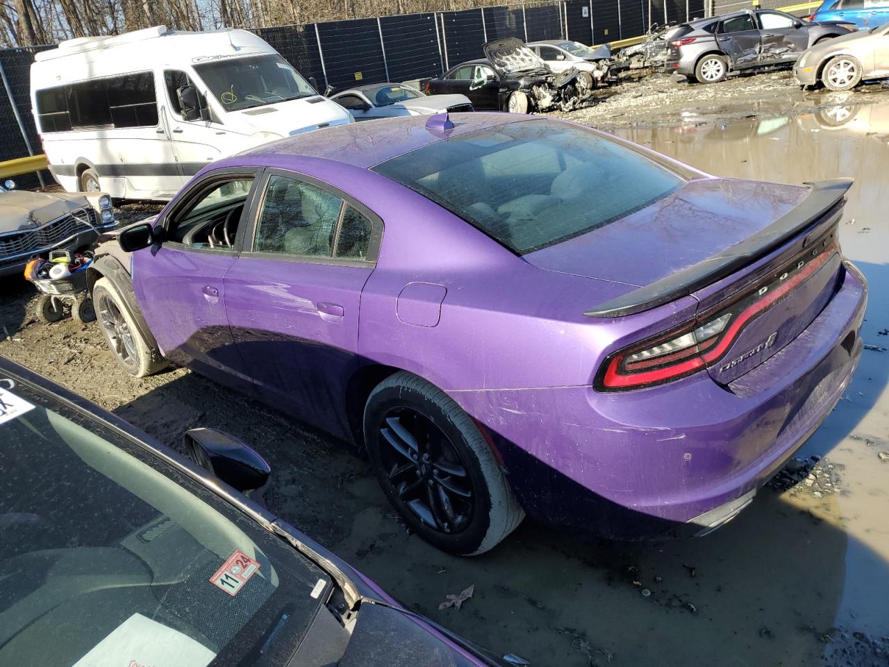 2019 Dodge Charger - Image 2