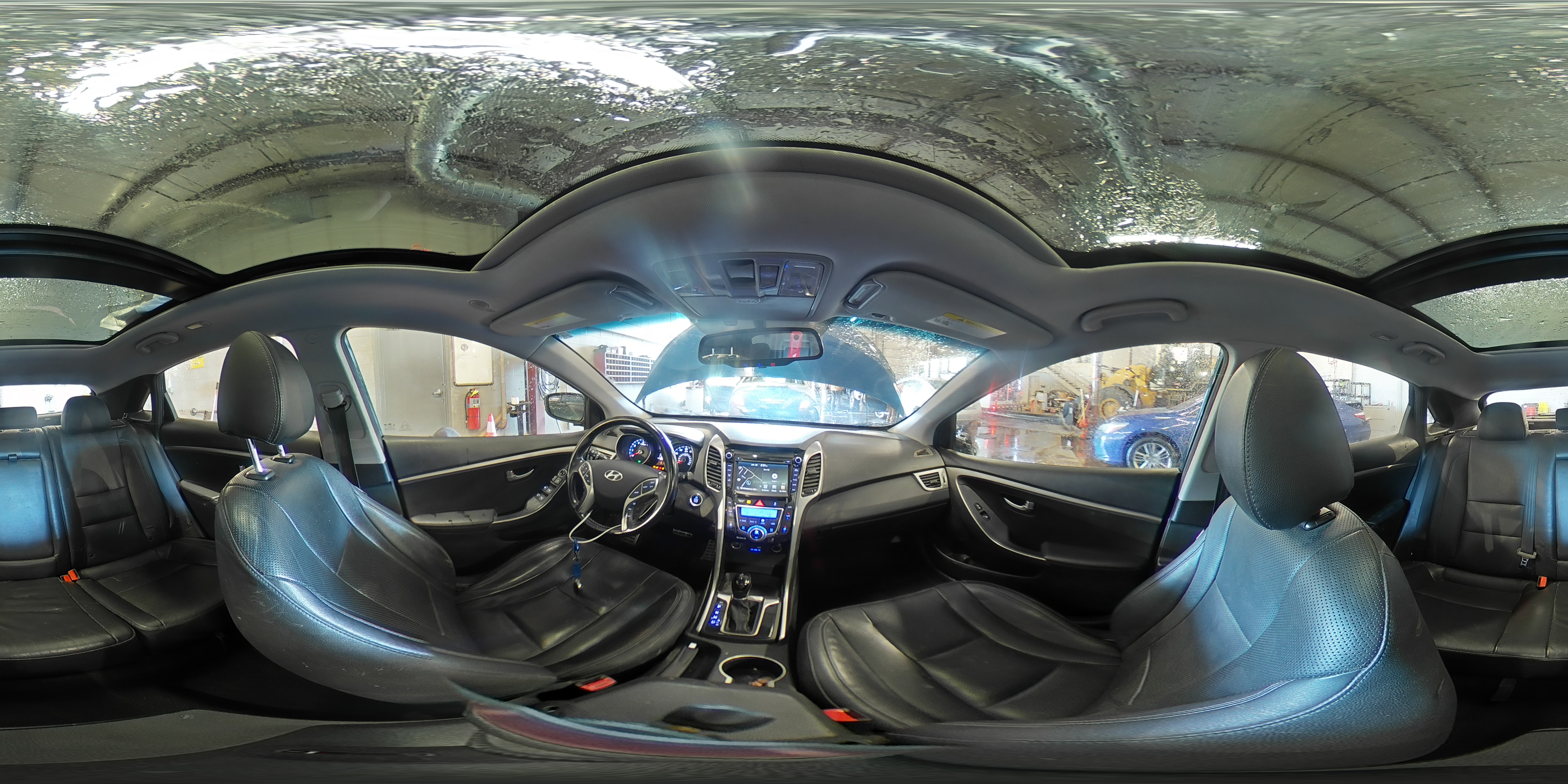 2016 Hyundai Elantra - Image 15