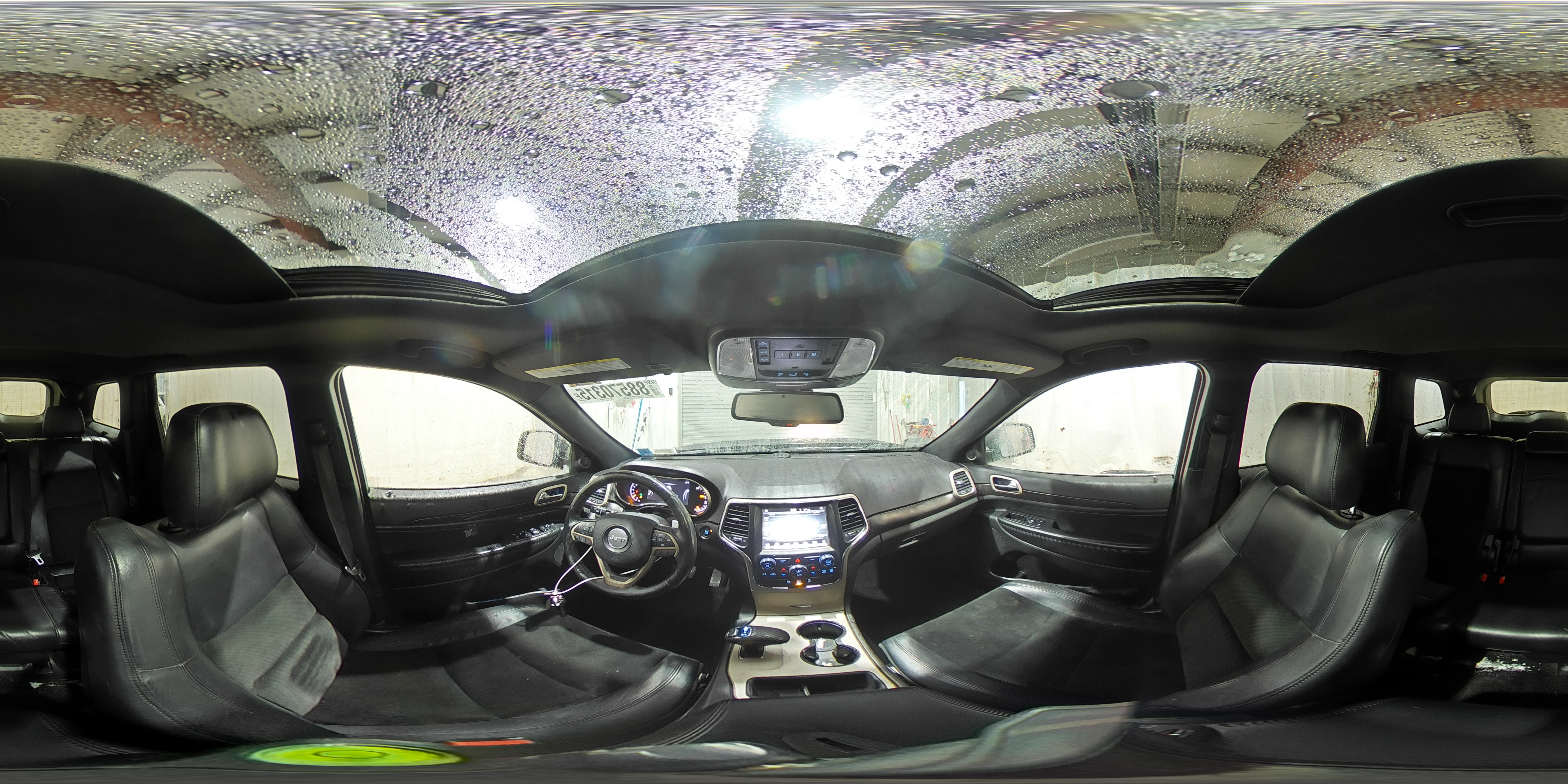 2014 Jeep Grand Cherokee - Image 16