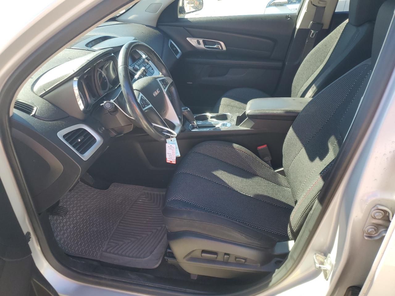 2016 GMC Terrain - Image 7
