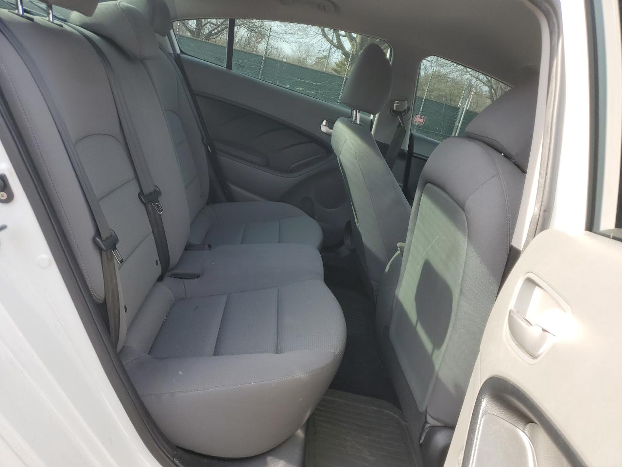 2018 Kia Forte - Image 10