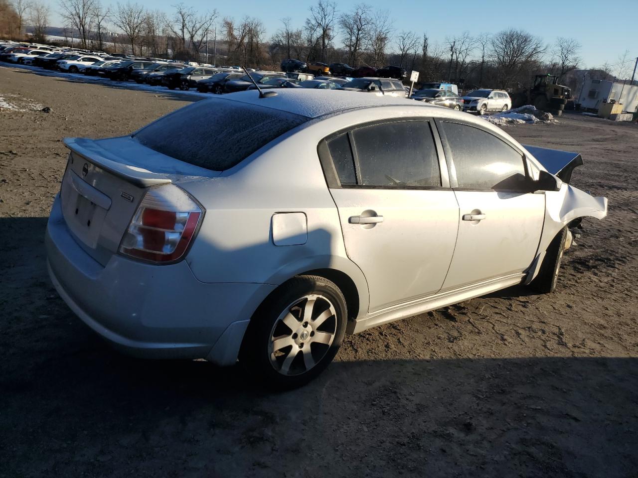 2012 Nissan Sentra - Image 3