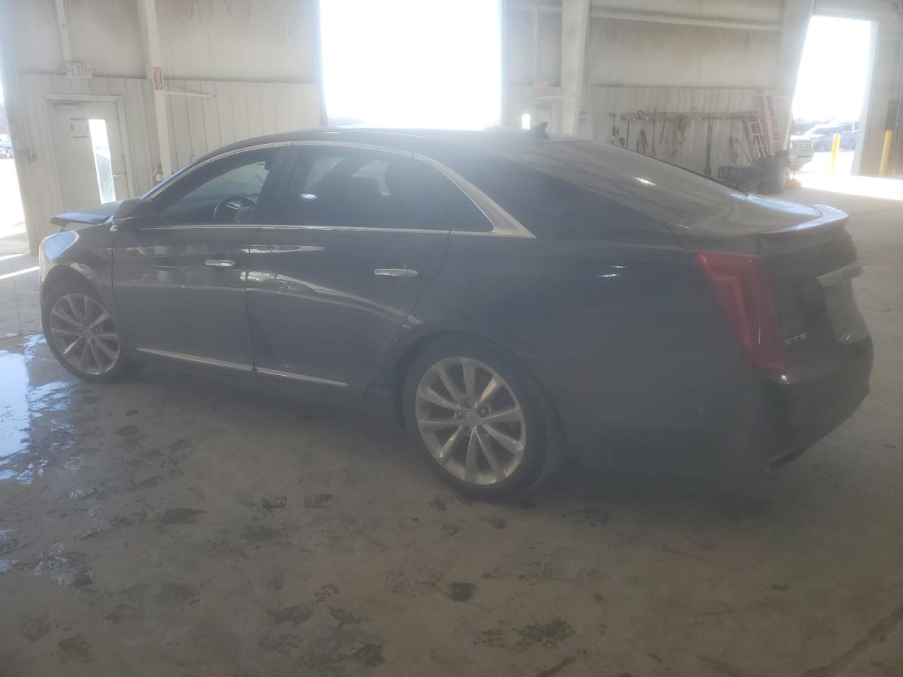 2014 Cadillac XTS - Image 2