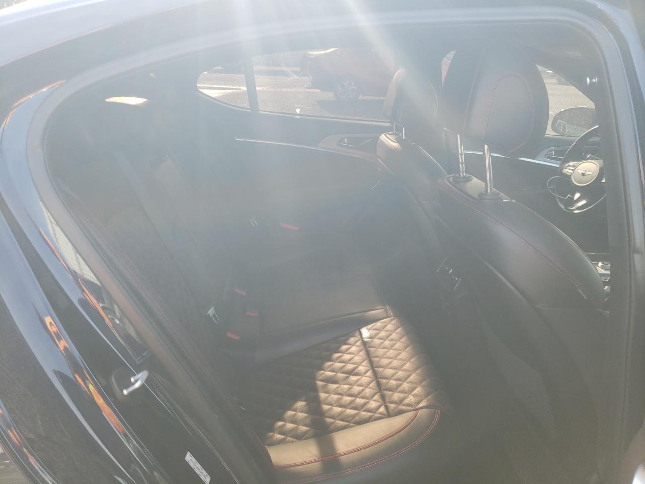 2019 Genesis G70 - Image 10