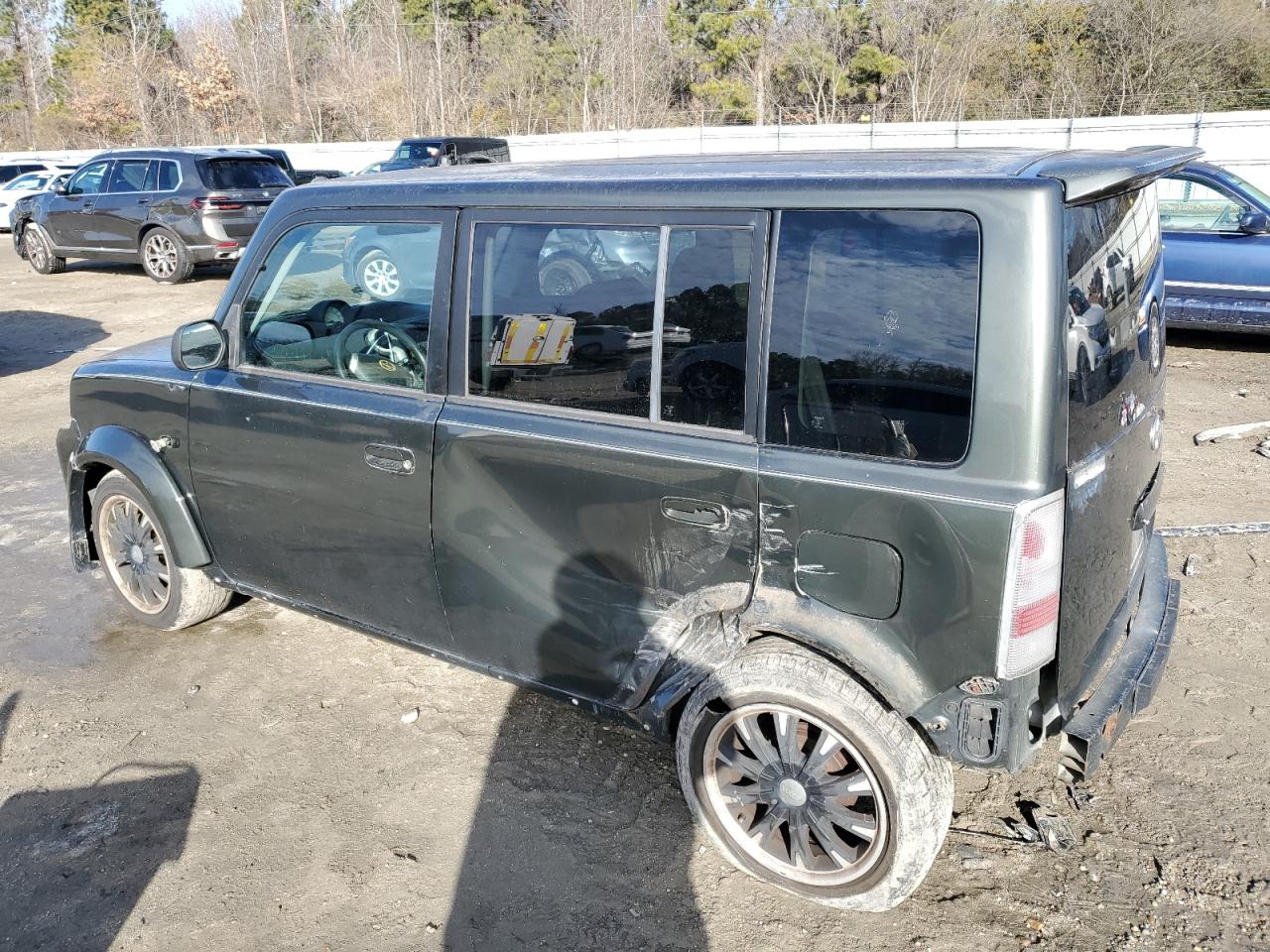 2004 Scion xB - Image 2