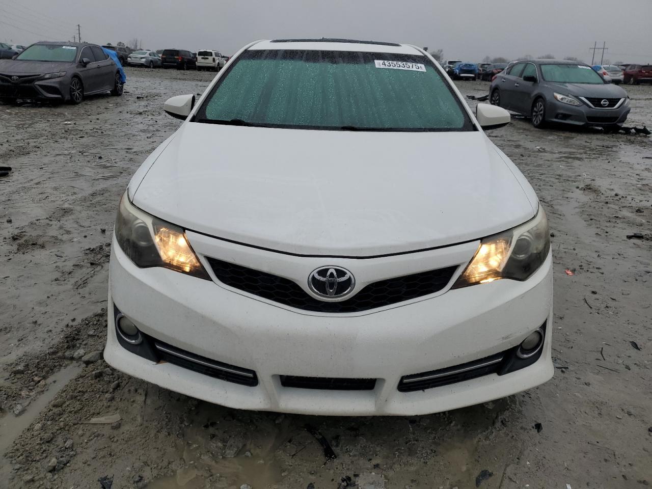 2012 Toyota Camry - Image 5