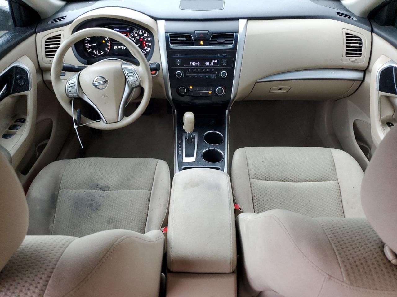 2014 Nissan Altima - Image 8