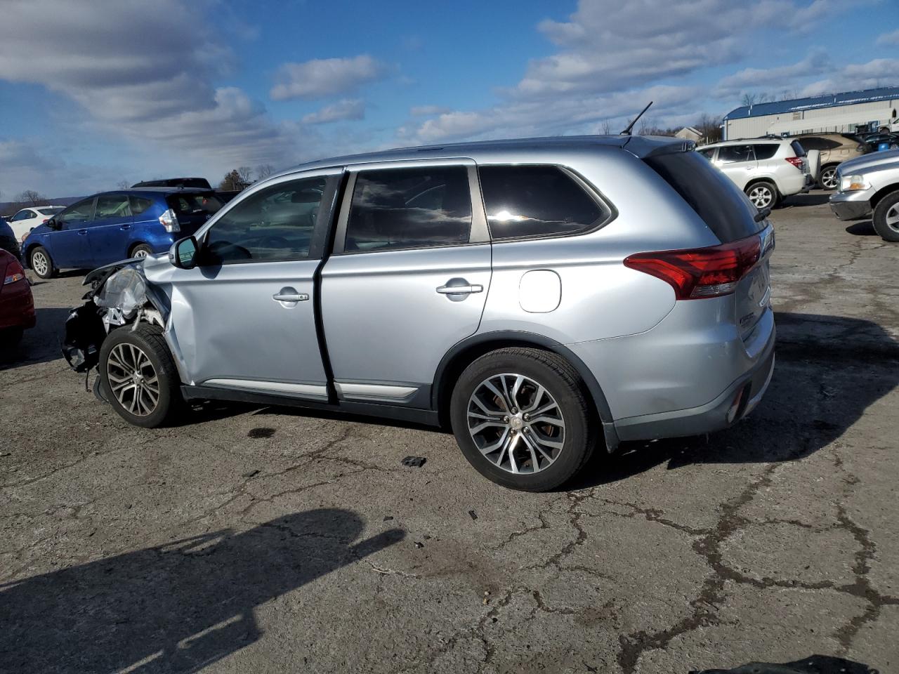 VIN JA4AD3A35GZ004810 2016 MITSUBISHI OUTLANDER no.2