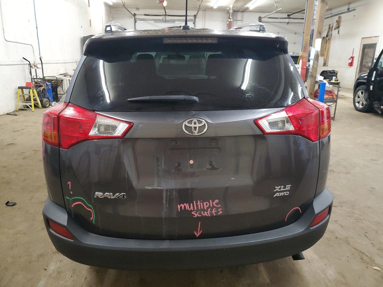2014 Toyota RAV 4 - Image 6