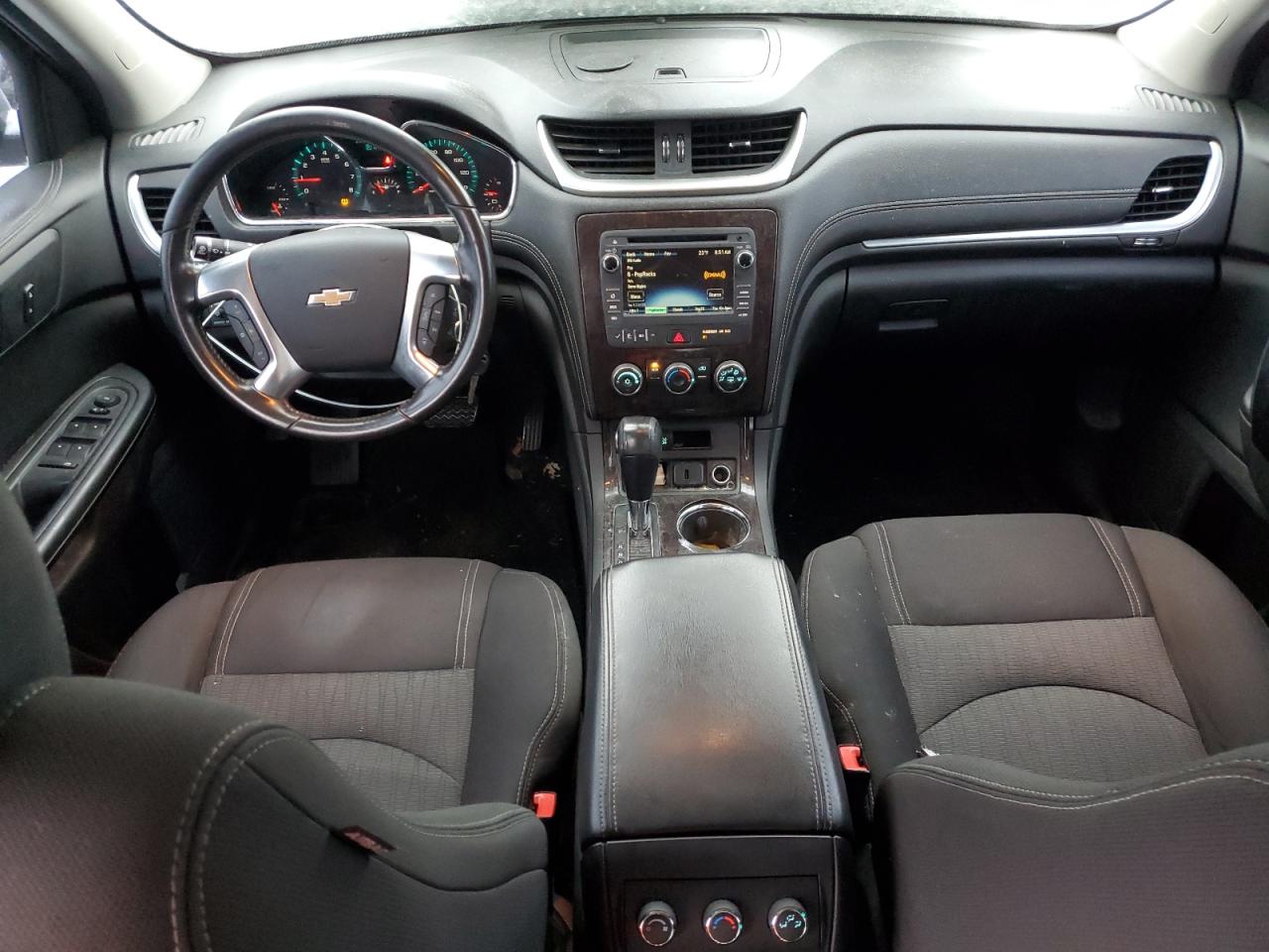 2017 Chevrolet Traverse - Image 8