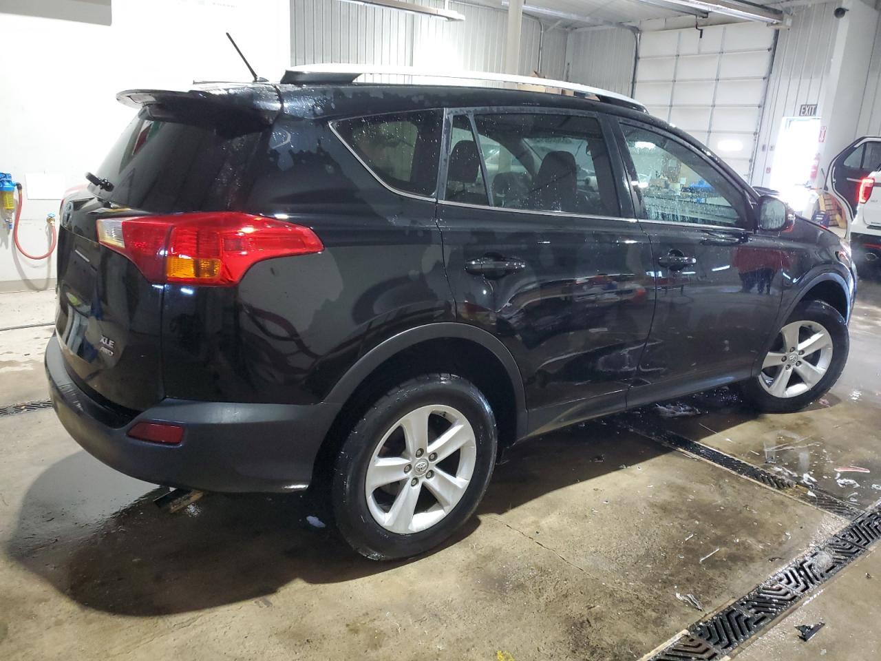 2013 Toyota RAV 4 - Image 3