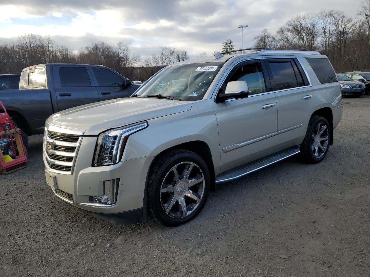 VIN 1GYS4MKJ9FR534199 2015 CADILLAC ESCALADE no.1