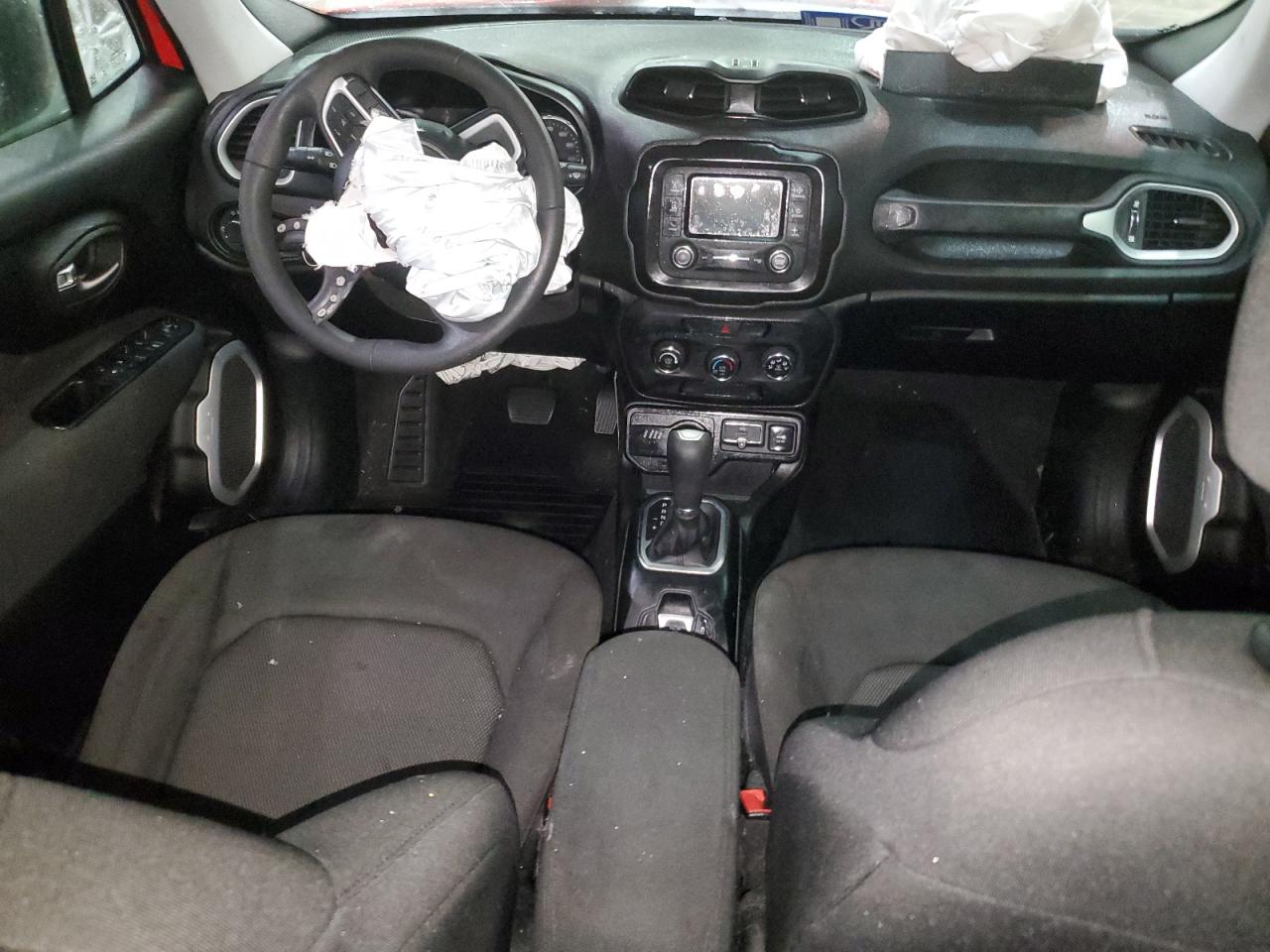 2018 Jeep Renegade - Image 8