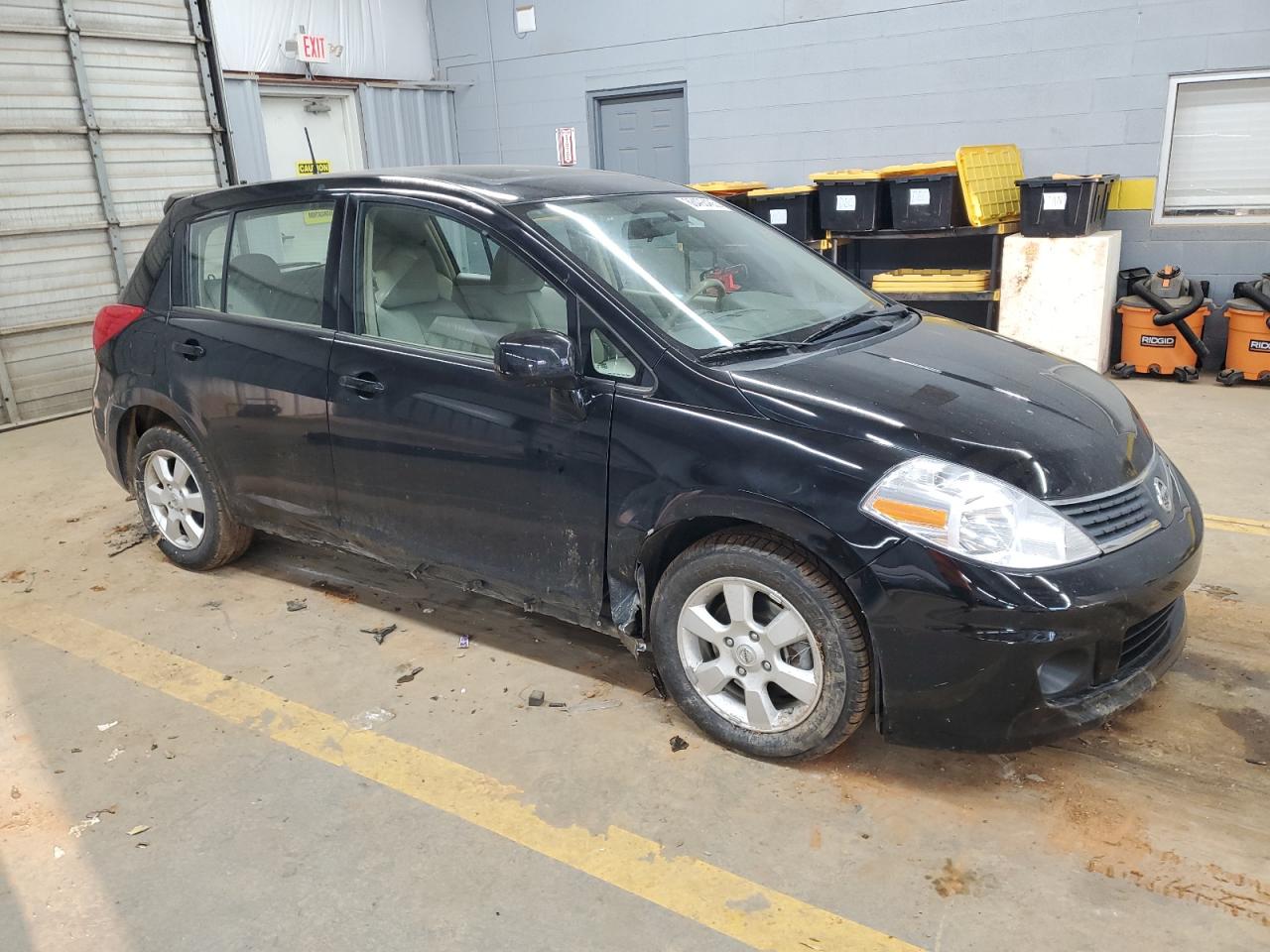 2009 Nissan Versa - Image 4