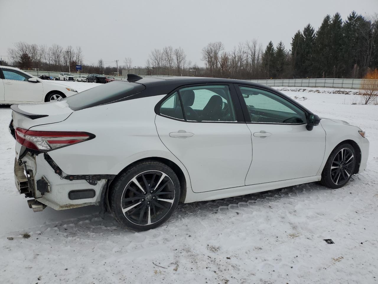 2019 Toyota Camry - Image 3