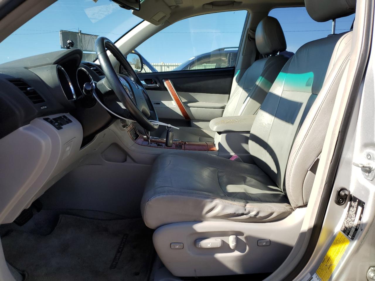2009 Toyota Highlander - Image 7
