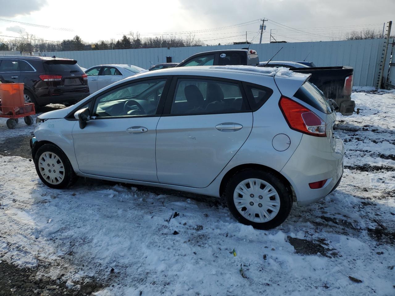 2015 Ford Fiesta - Image 2