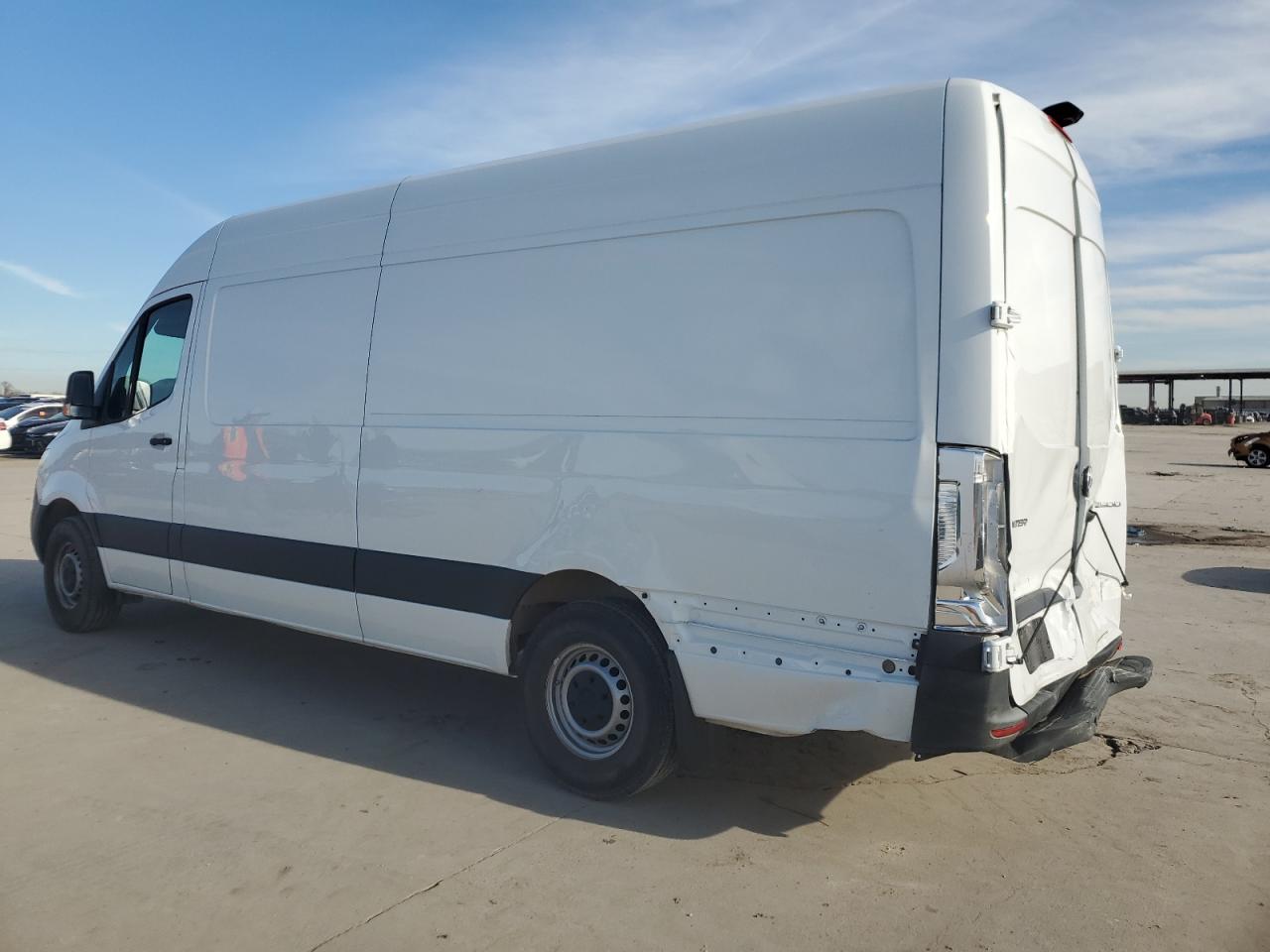 VIN W1Y40CHY0NT105586 2022 MERCEDES-BENZ SPRINTER no.2