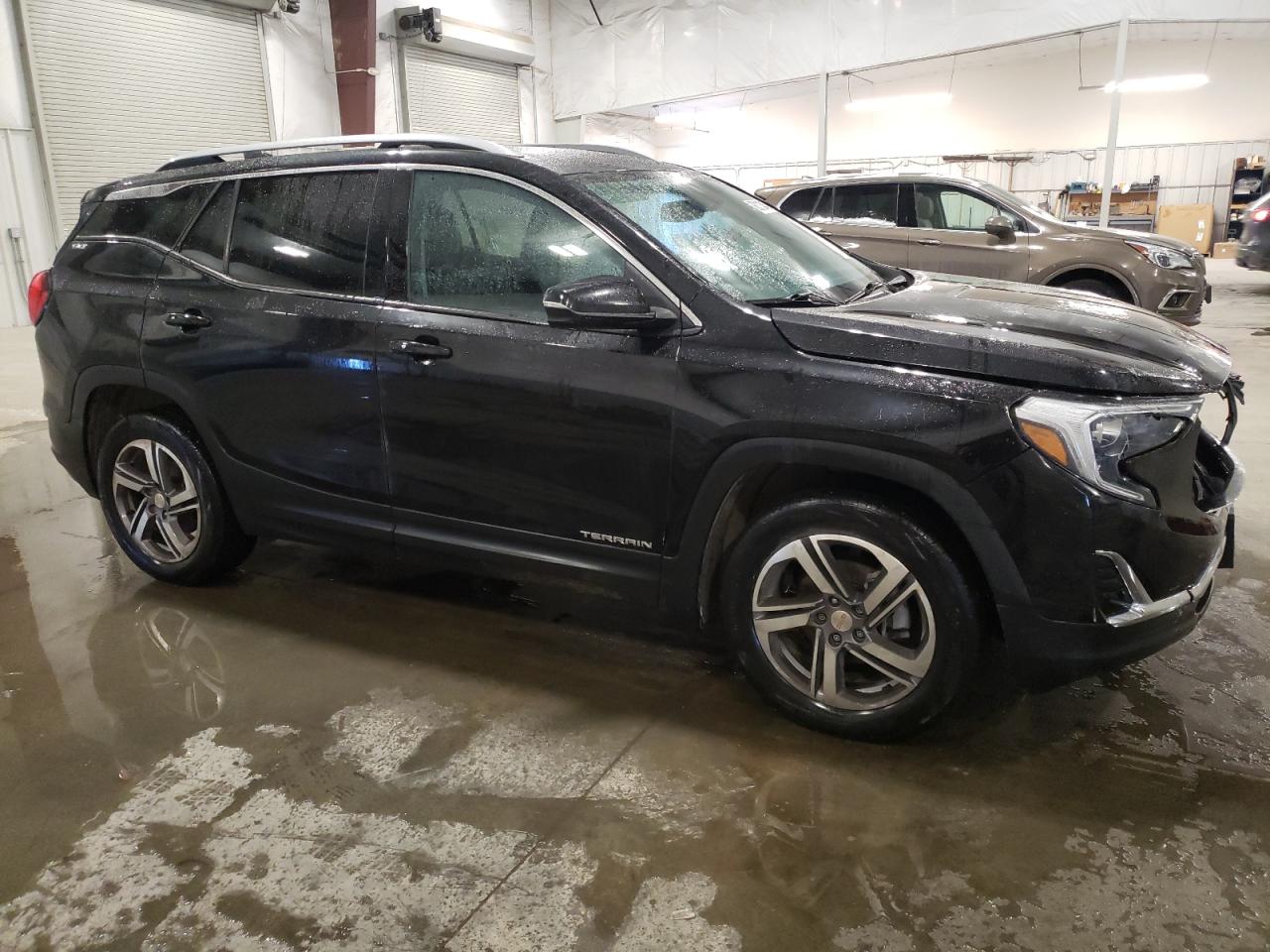2020 GMC Terrain - Image 4