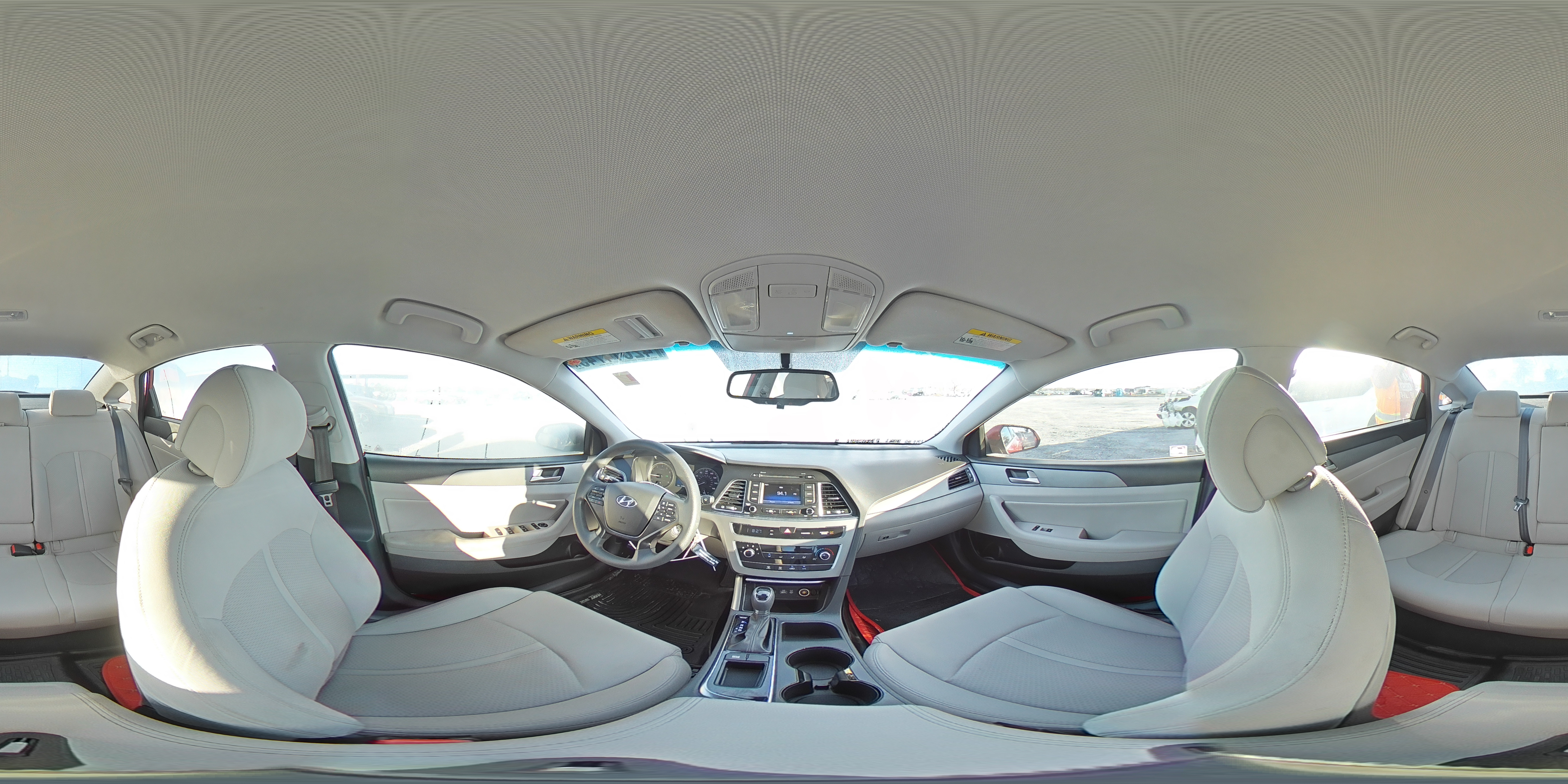 2015 Hyundai Sonata - Image 12