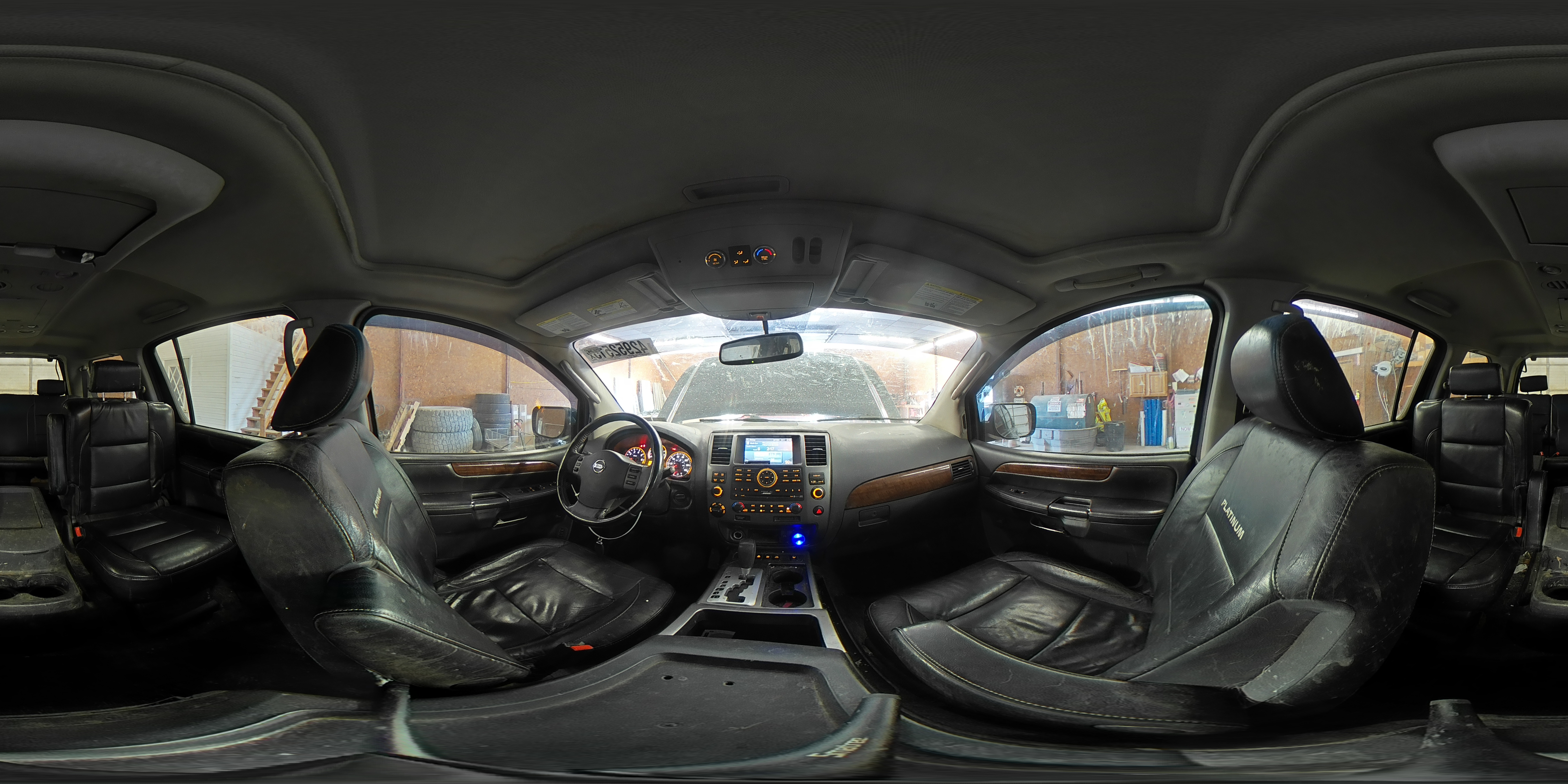 2010 Nissan Armada - Image 14