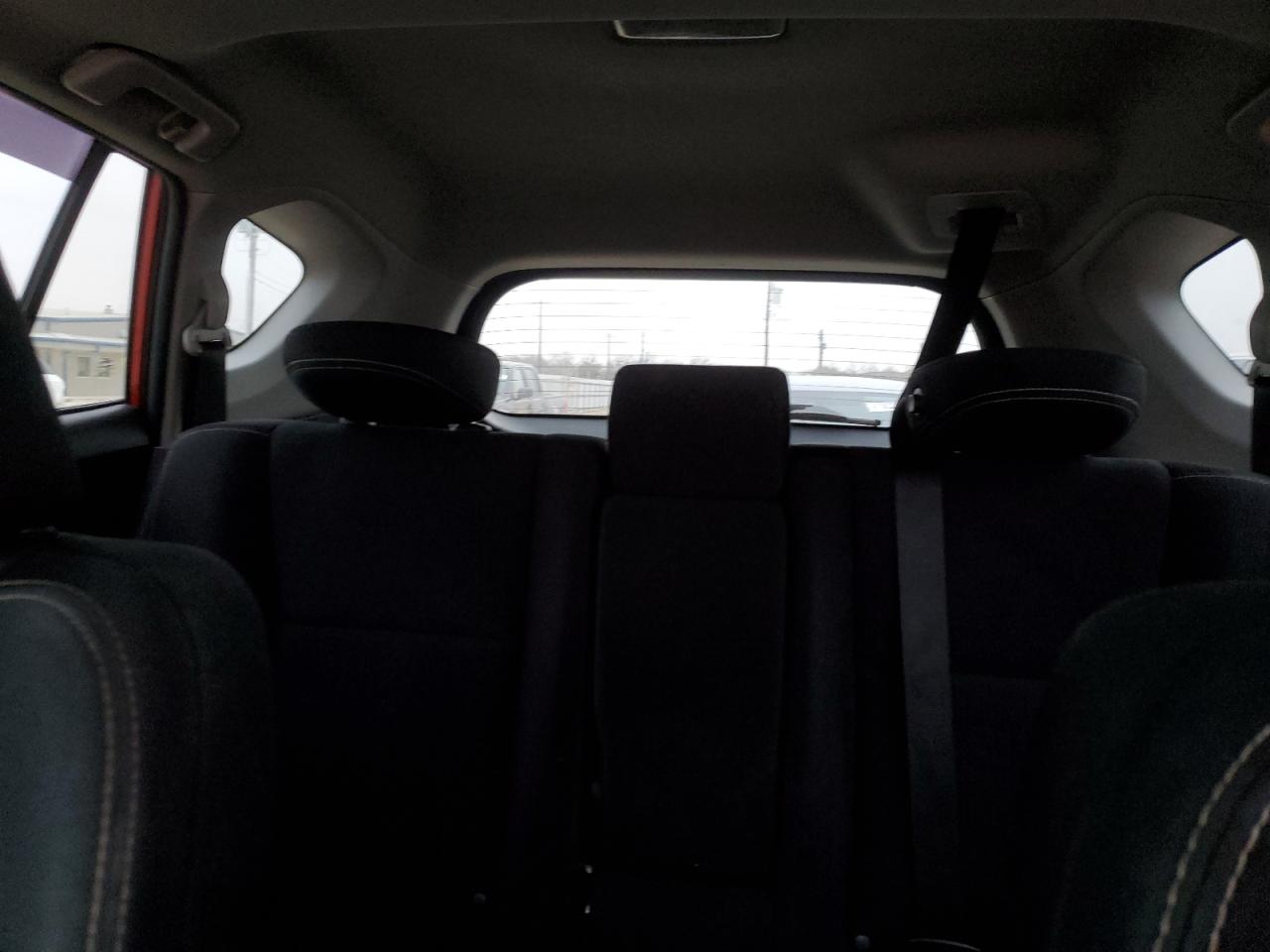 2015 Toyota RAV 4 - Image 10