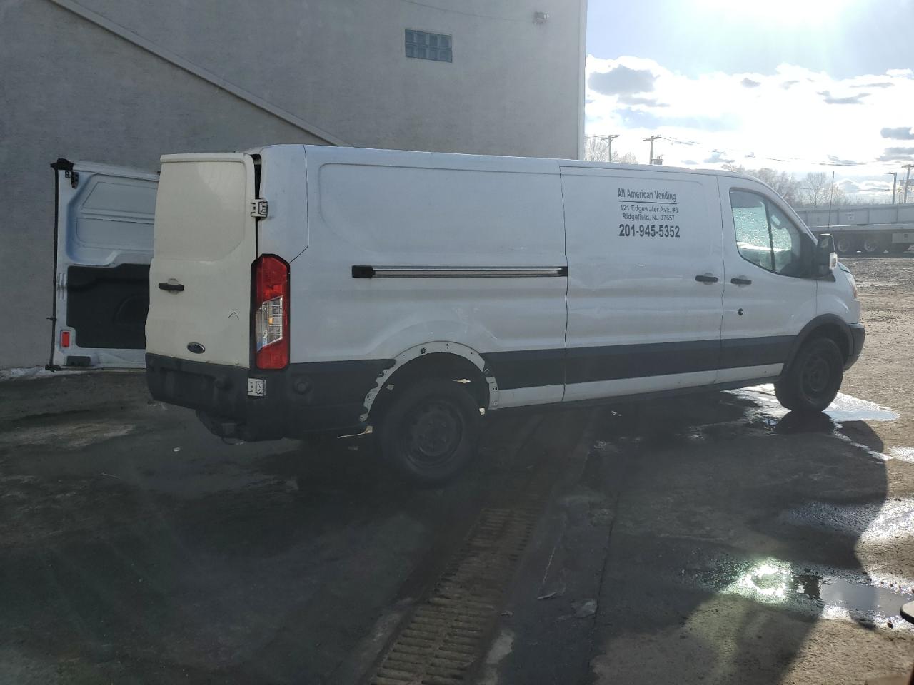 2015 Ford Transit - Image 3