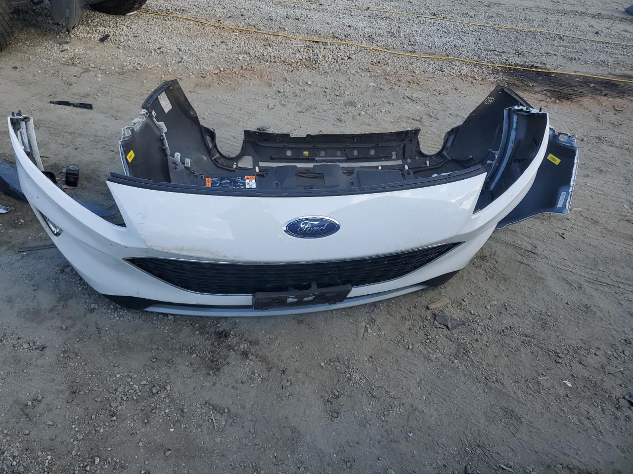 1FMCU0H61NUA70581 FORD ESCAPE 2022