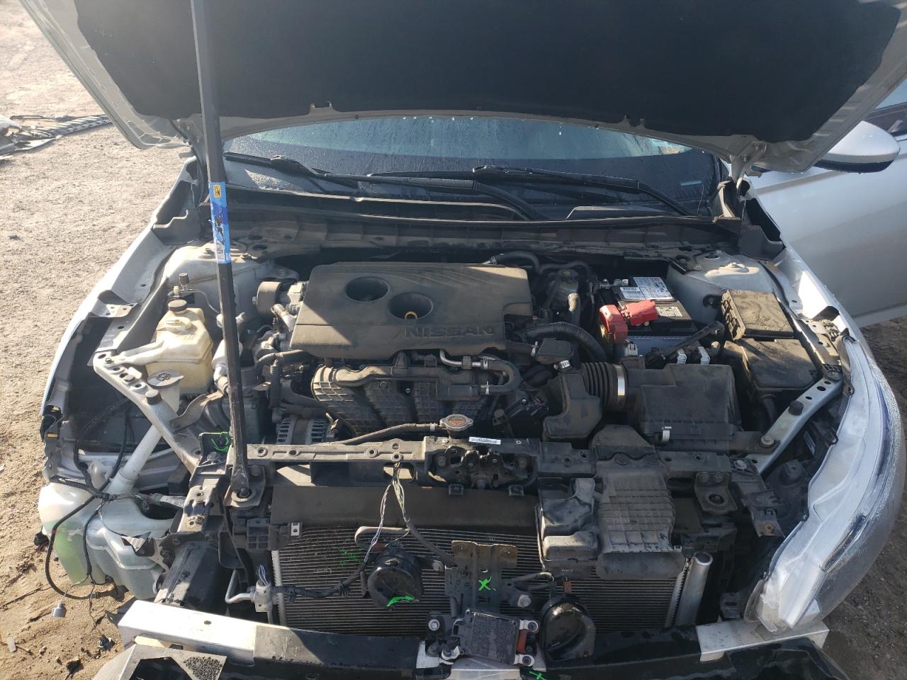 2020 Nissan Altima - Image 11