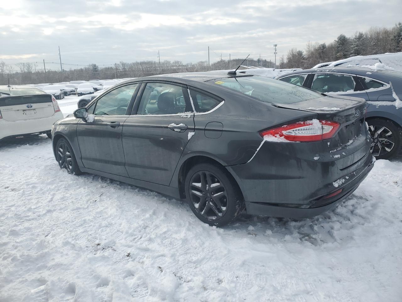 2015 Ford Fusion - Image 2