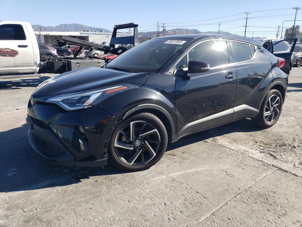 VIN JTNKHMBX2M1099872 2021 TOYOTA C-HR no.1