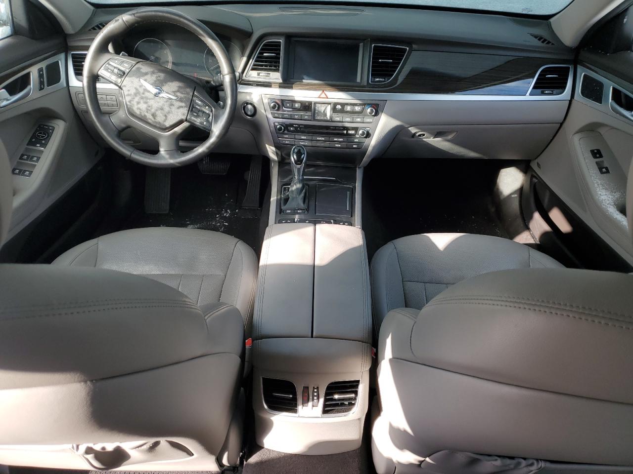 2017 Genesis G80 - Image 8
