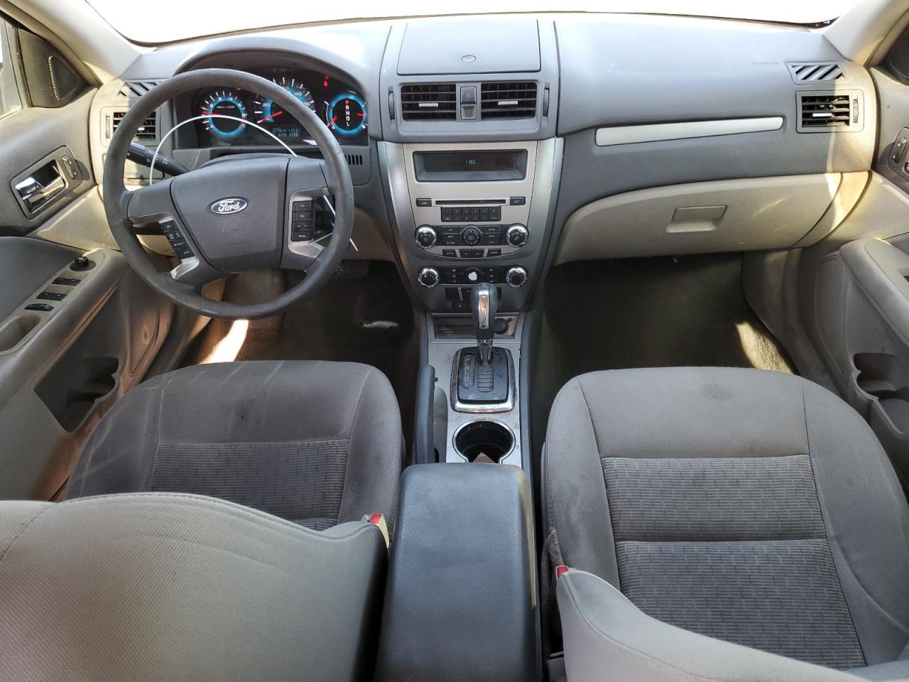 2010 Ford Fusion - Image 8