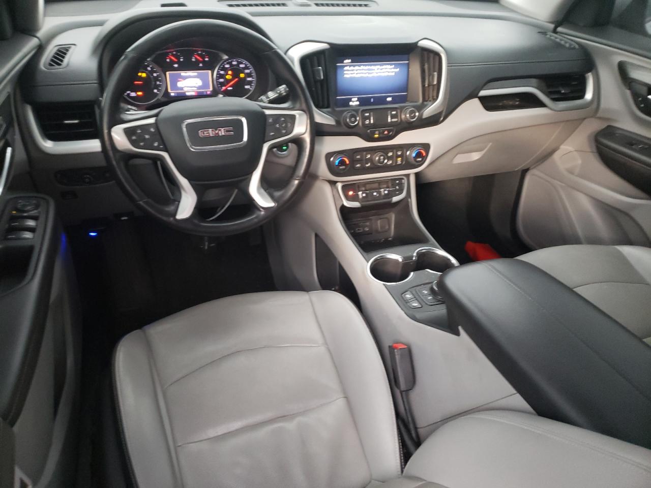 2022 GMC Terrain - Image 8