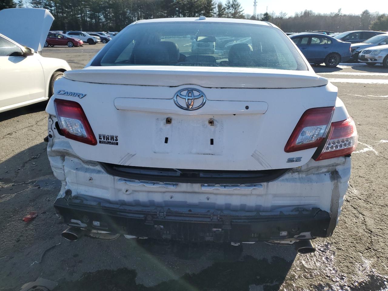 2011 Toyota Camry - Image 6