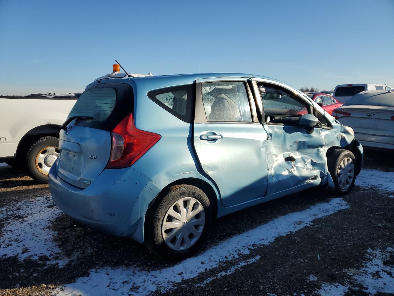 2015 Nissan Versa - Image 3