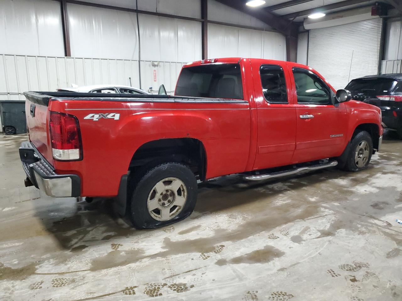 2011 GMC Sierra - Image 3