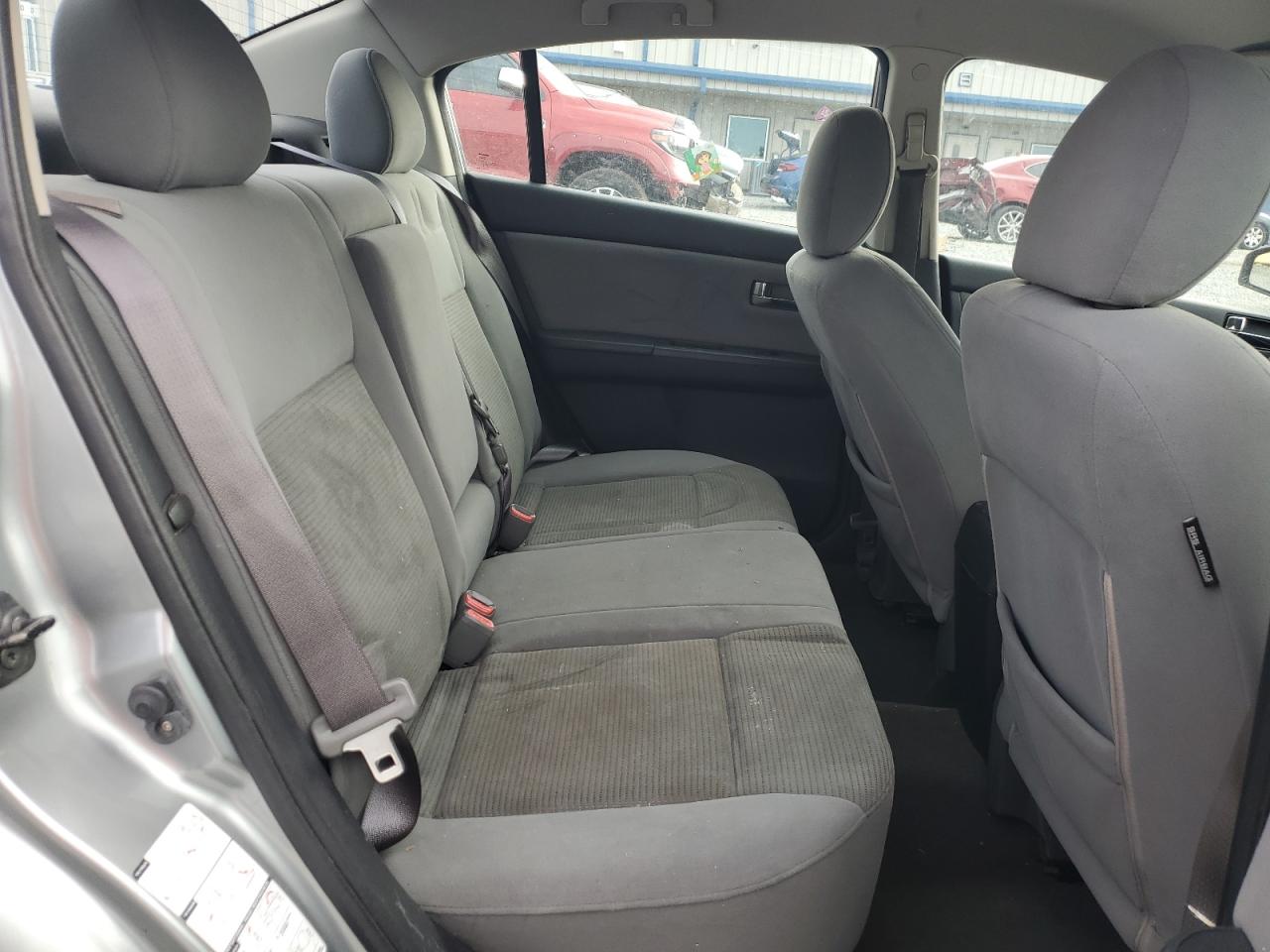 2010 Nissan Sentra - Image 11