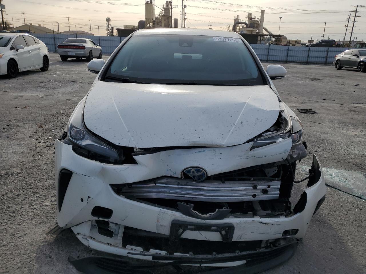 2019 Toyota Prius - Image 5