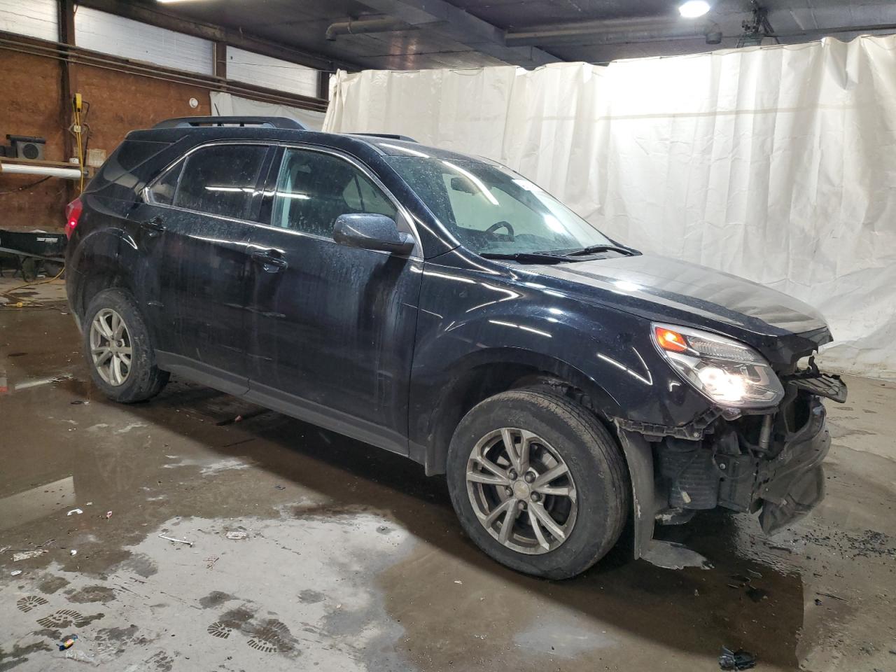 2017 Chevrolet Equinox - Image 4