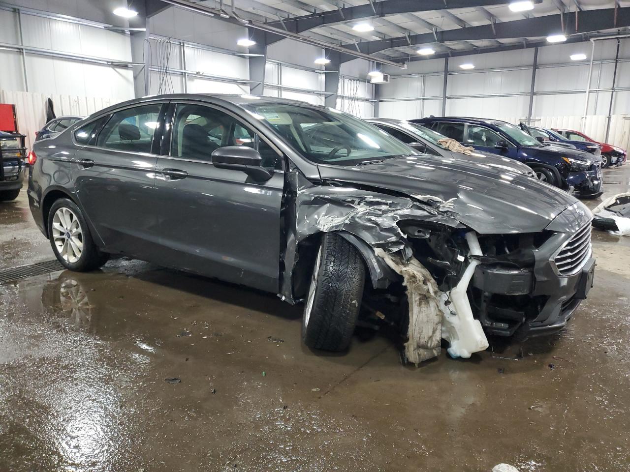 2020 Ford Fusion - Image 4